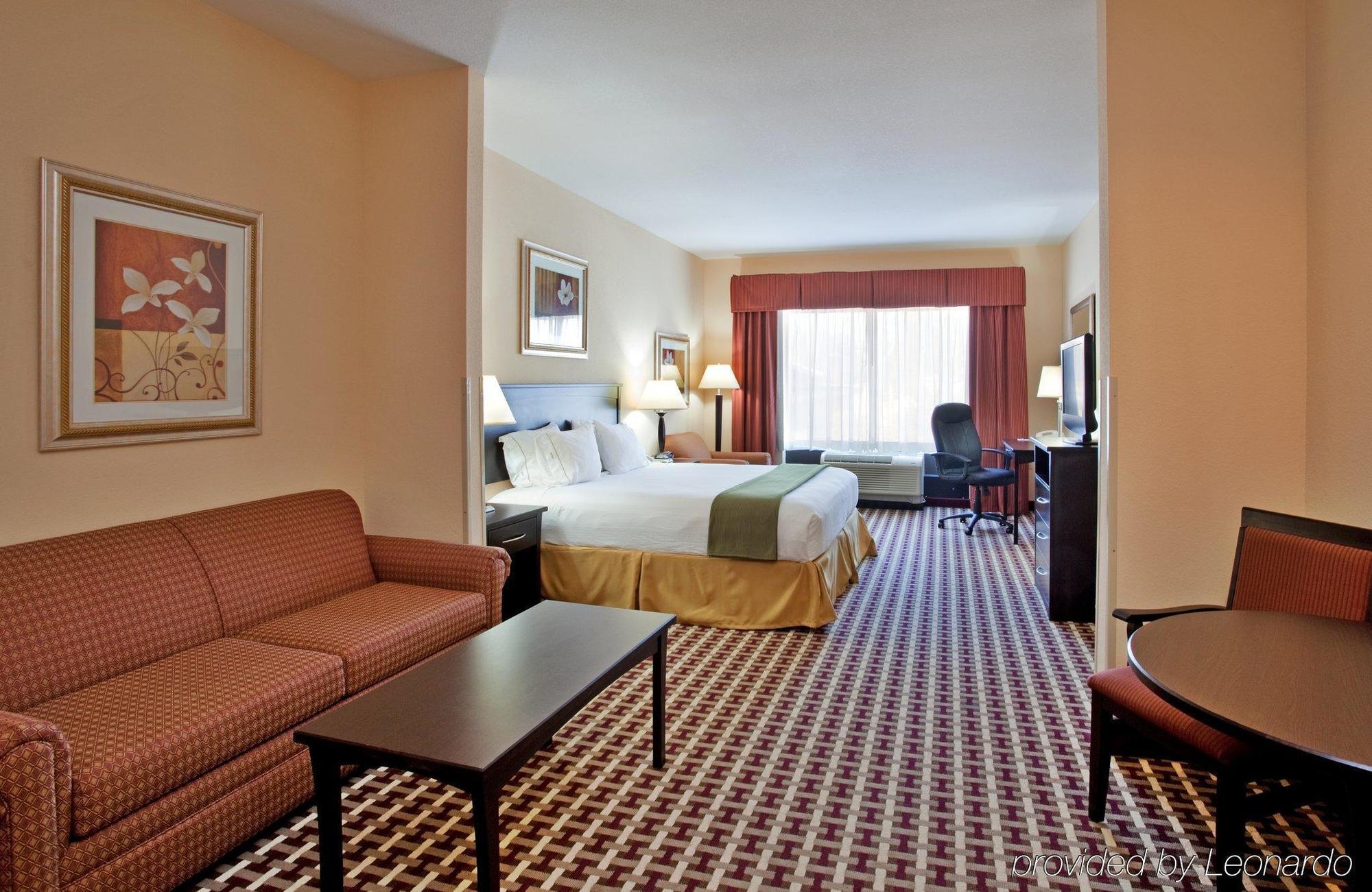 Holiday Inn Express & Suites Laurel, An Ihg Hotel Szoba fotó